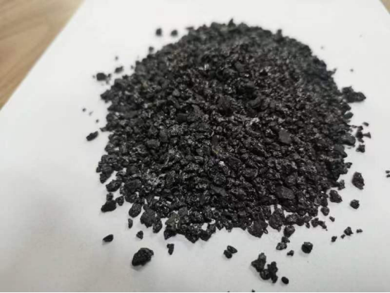 Medium sulfur calcined petroleum coke